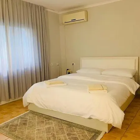 Well-equipped In Location Of تيرانا
