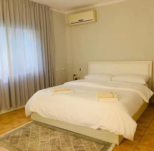 Well-equipped In Location Of تيرانا